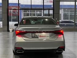 تويوتا أفالون